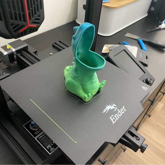 Dino T. Rex pen holder - Picture 4 of 5